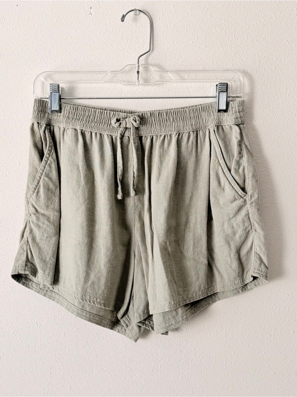 NEW abercrombie kids sage green pull on elastic Drawstring Linen Shorts